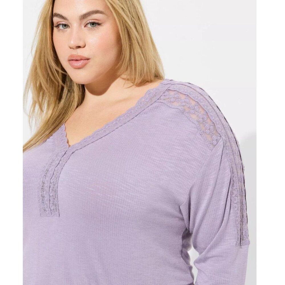 NWT Torrid 3 Super Soft Slub Long Sleeve Drop Shoulder Lace Yoke Top 3X 22 24 - Picture 3 of 10